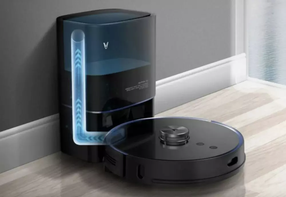 small robot vacuum cleaner